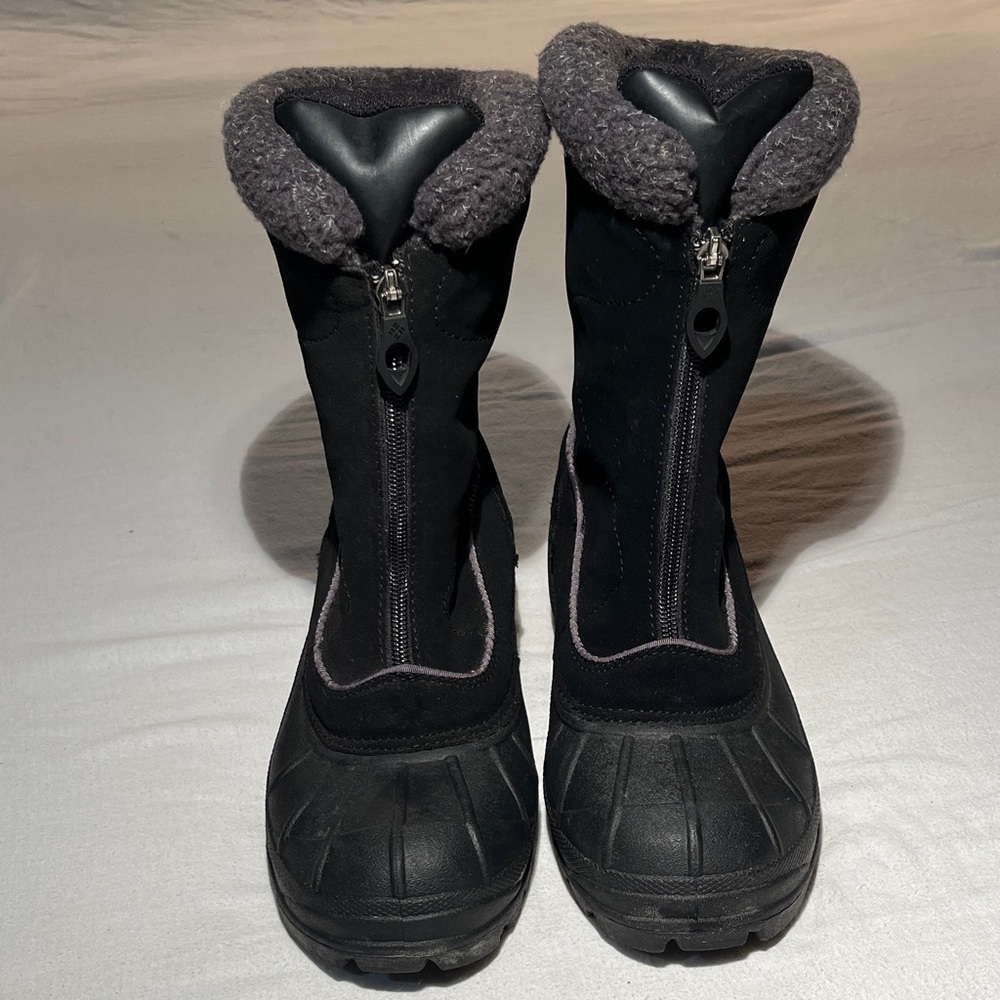 Colombia Vintage Black Zip Front Winter Boots - Size 7.5